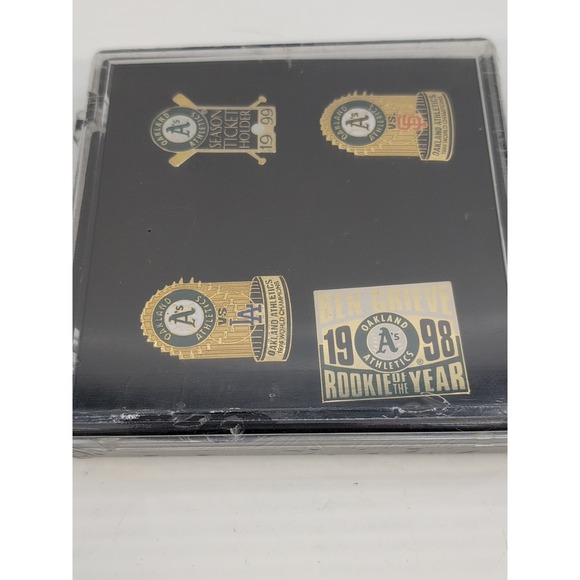 Vintage Oakland Athletics A's 1999 Season Ticket Pins Ben Grieve World Series - Picture 3 of 4